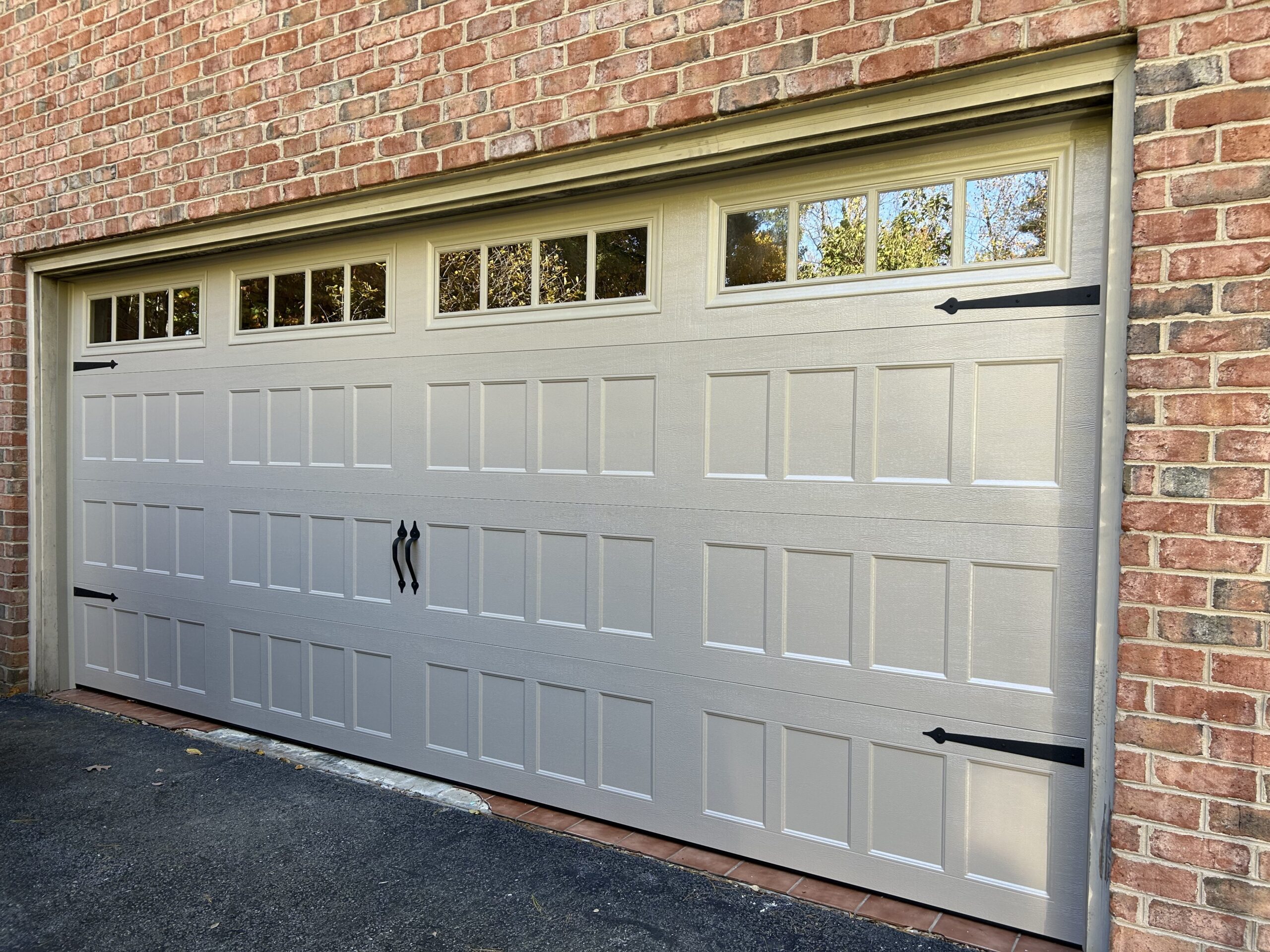 Garage Door Service - Star City Garage Doors- Roanoke, Lynchburg, Smith Mountain Lake VA