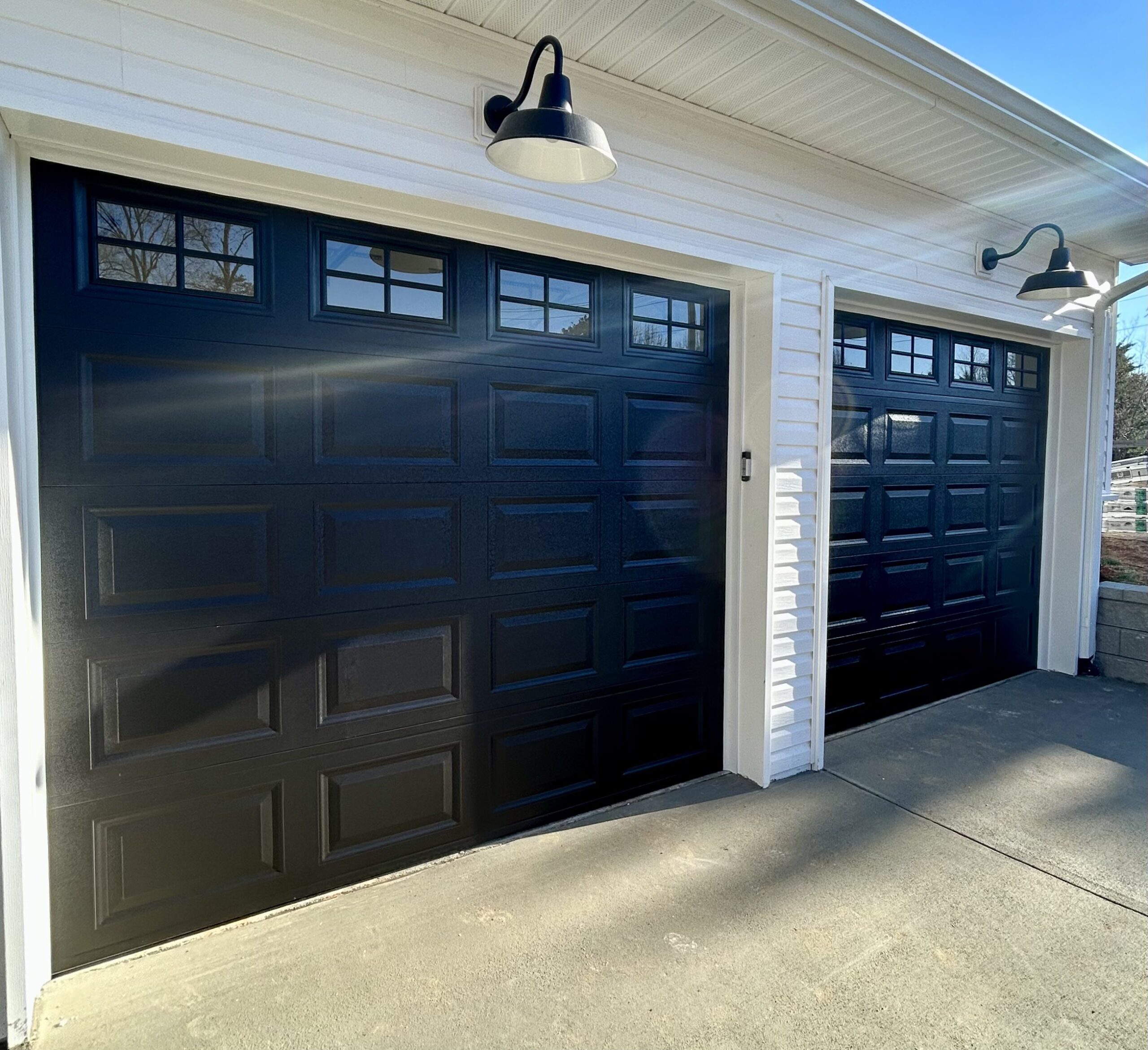 Garage Door Service - Star City Garage Doors- Roanoke, Lynchburg, Smith Mountain Lake VA
