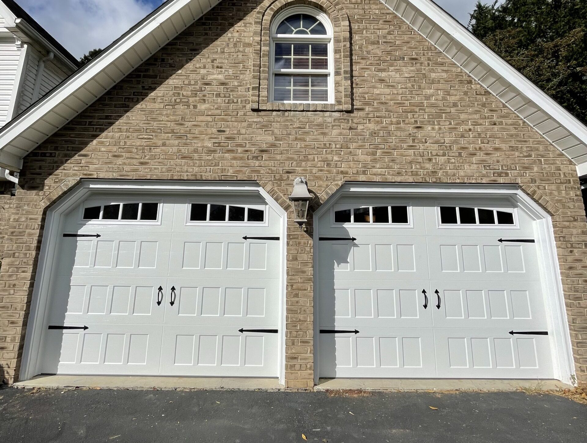 Garage Door Service - Star City Garage Doors- Roanoke, Lynchburg, Smith Mountain Lake VA
