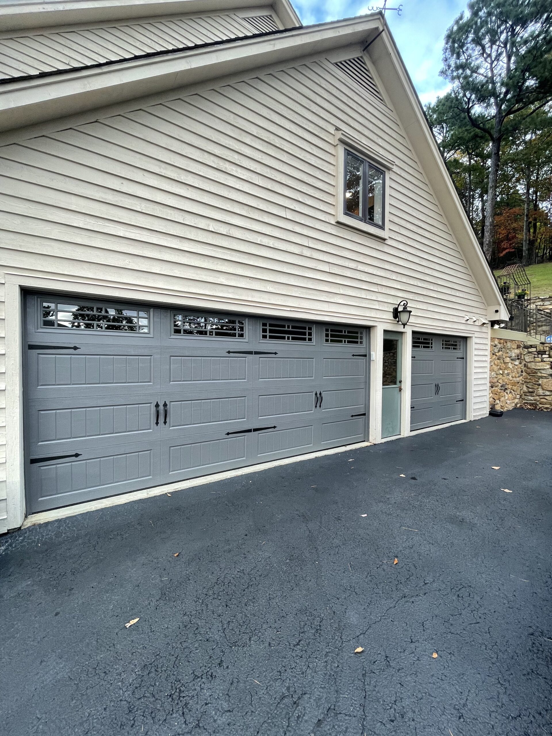 Garage Door Service - Star City Garage Doors- Roanoke, Lynchburg, Smith Mountain Lake VA