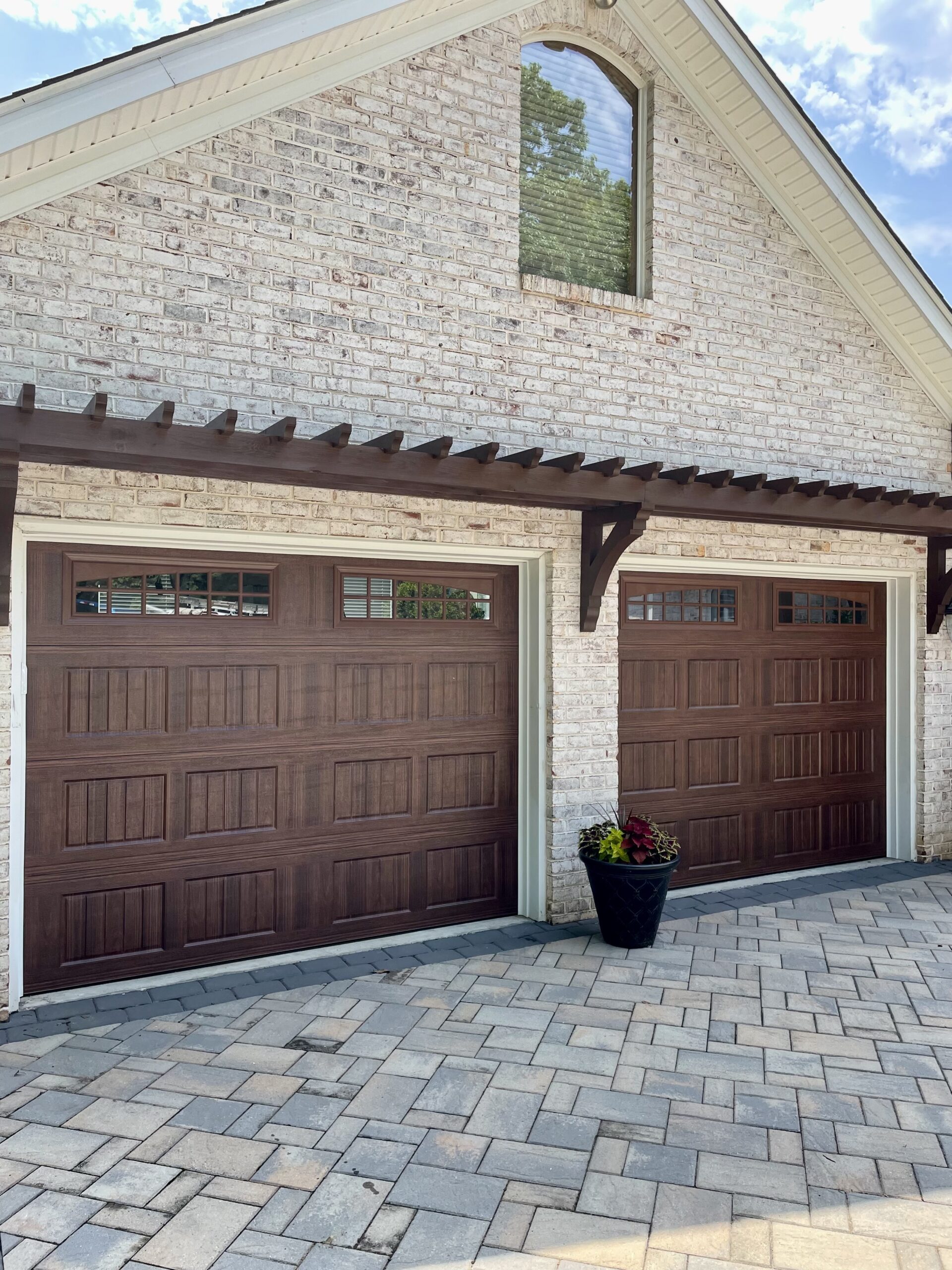 Garage Door Service - Star City Garage Doors- Roanoke, Lynchburg, Smith Mountain Lake VA